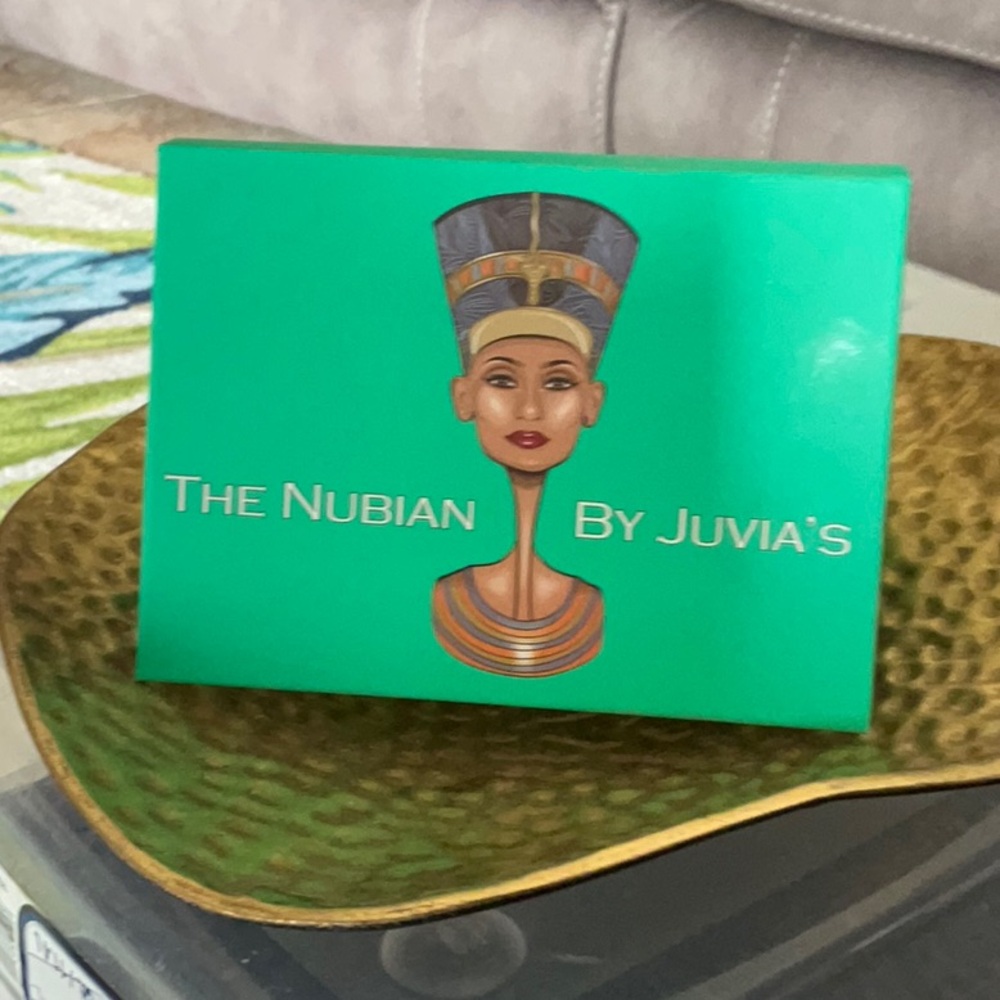 Juvia's The Nubian Eyeshadow Palette